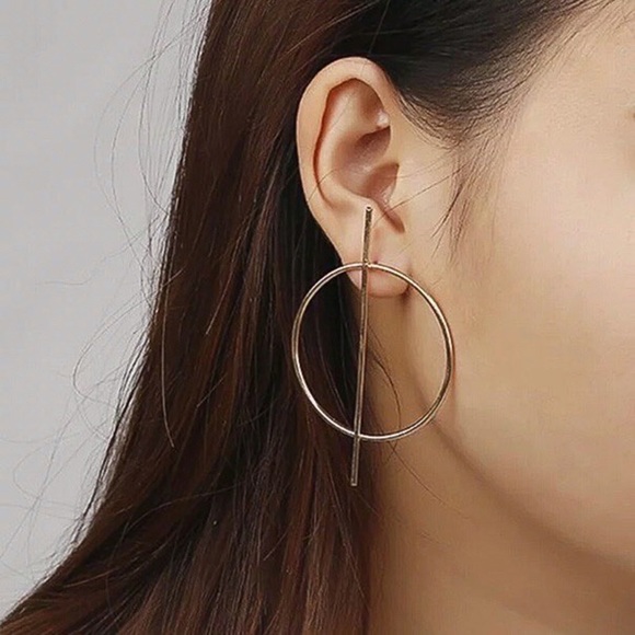 Any 2/$20! Large Gold Circle w/Vertical Bar Stud Earrings - Picture 2 of 6